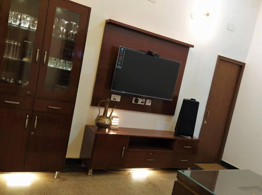 Nine Hill Villa - 2Bhk Private Villa With Pool Удайпур Екстериор снимка
