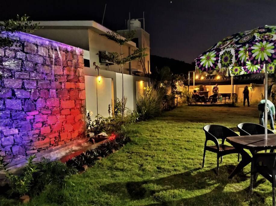 Nine Hill Villa - 2Bhk Private Villa With Pool Удайпур Екстериор снимка